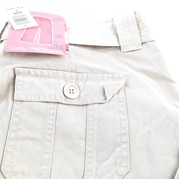 💋NWT Size 12 Lady Hathaway Cargo Summer Tan /beige 3/4 pants - Picture 2 of 5